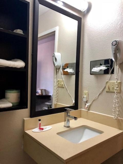 Microtel Inn By Wyndham - Murfreesboro Eksteriør bilde